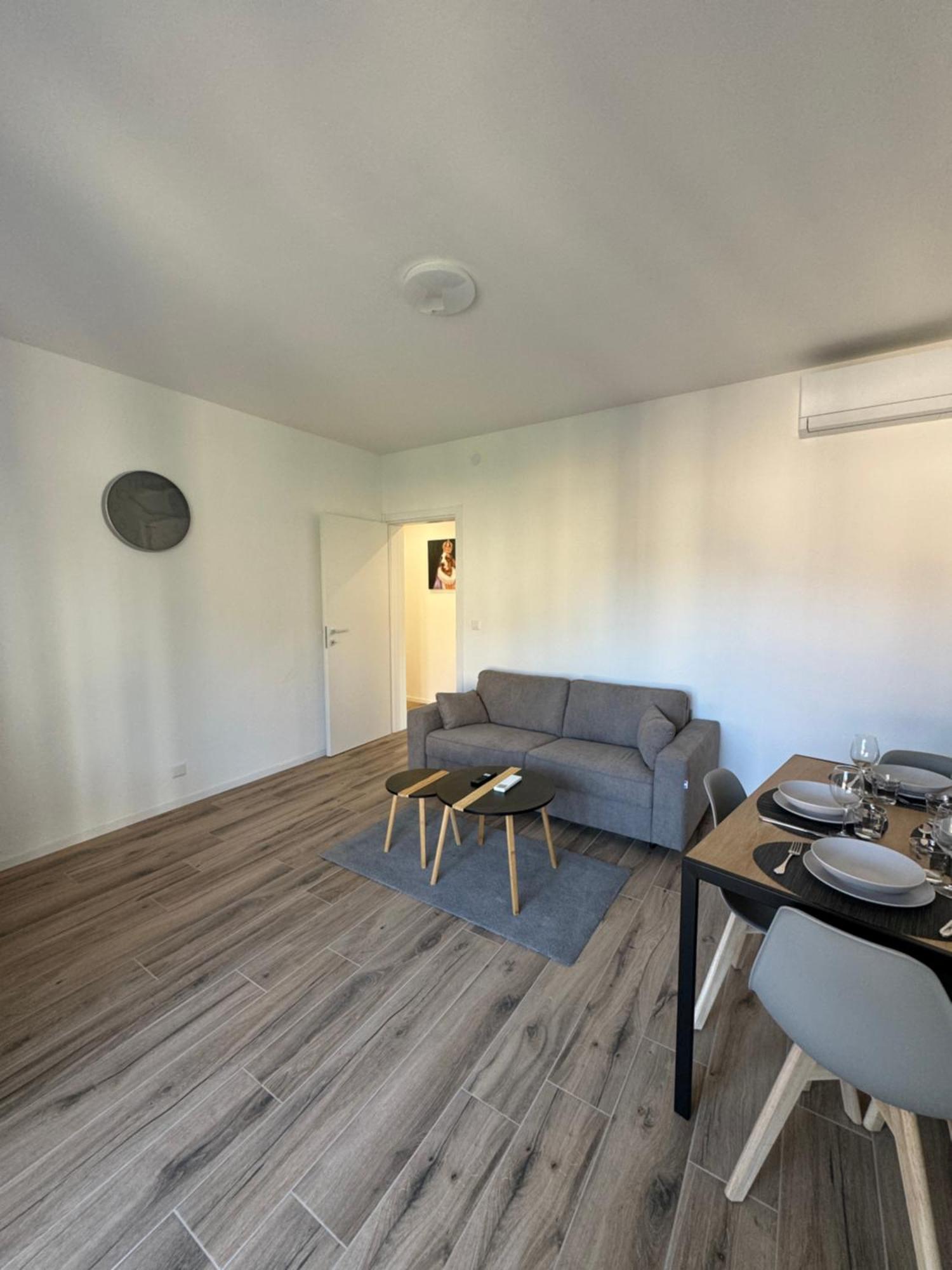 Deluxe Central Apartment - Free Parking Lugano Exterior photo